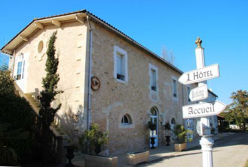 Hotel H�tel La Tour Perrier