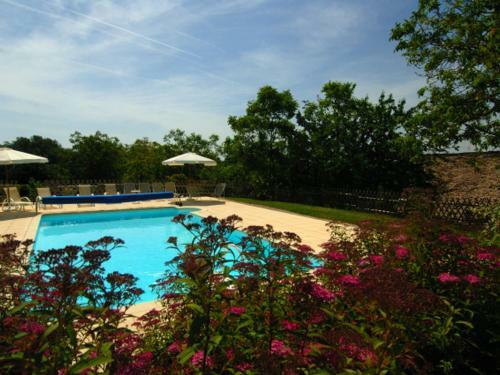 Labrousse Villa Sleeps 8 Pool Air Con Wifi