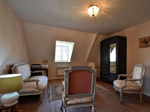 Modern Holiday Home In La Barre-de-semilly