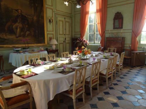 Hostal Chateau De Juvigny