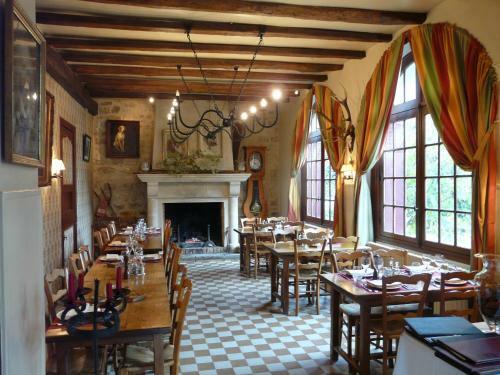 Hotel De L'abbaye De Longpont