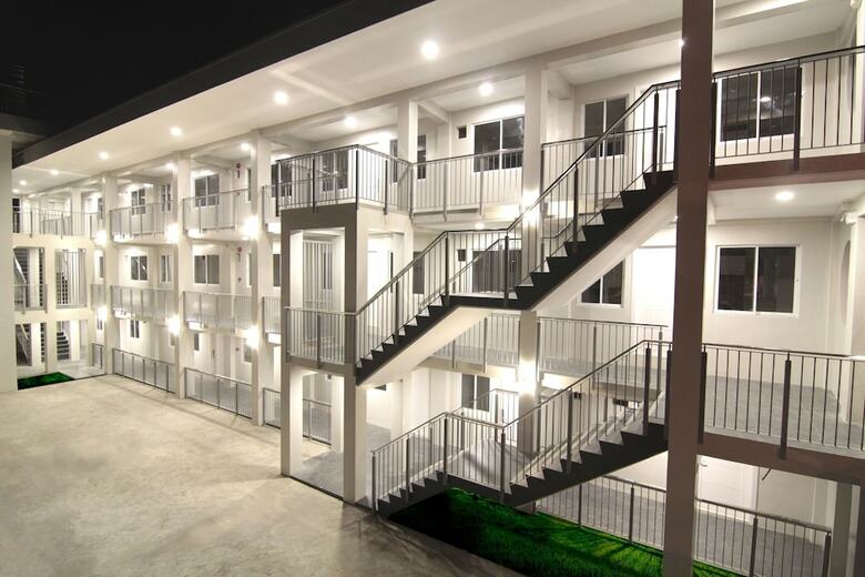 Hotel Z Pad Residences