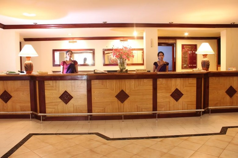 Hotel Ratnaloka Tour Inns