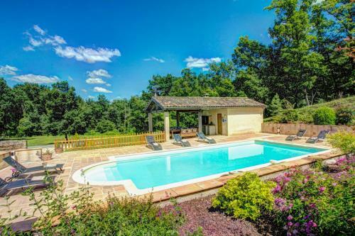 Sainte-cecile-du-cayrou Villa Sleeps 14 Pool Wifi