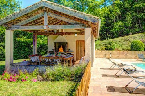 Sainte-cecile-du-cayrou Villa Sleeps 14 Pool Wifi