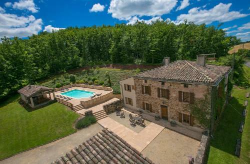 Sainte-cecile-du-cayrou Villa Sleeps 14 Pool Wifi
