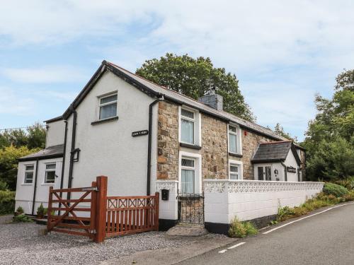 Llwynyfesen, Ammanford