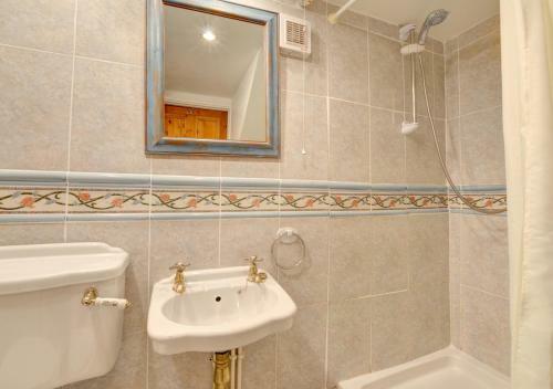 Seaview Apartment