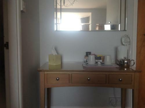 Hostal Endeavour Guest House