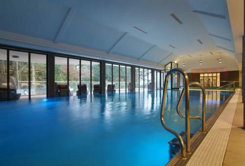 Limestone Lodges