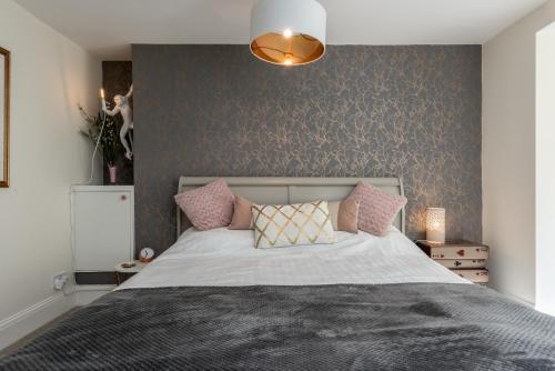 1 Bedroom Apartment Near Central Brighton