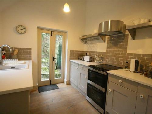 Claypot Cottage, Cirencester