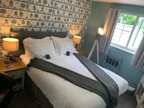 Hotel Auldgirth Inn