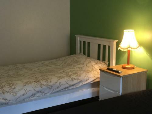 Hostal Fife Arms Guest House