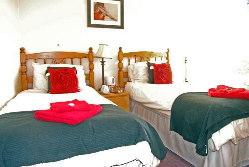 Hotel Crown And Anchor Inn