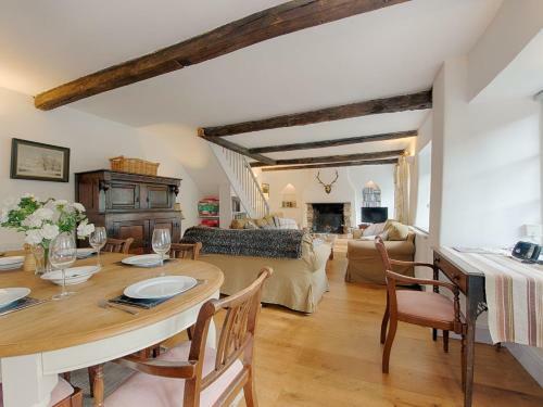 Barn Cottage, Hawkridge, Dulverton