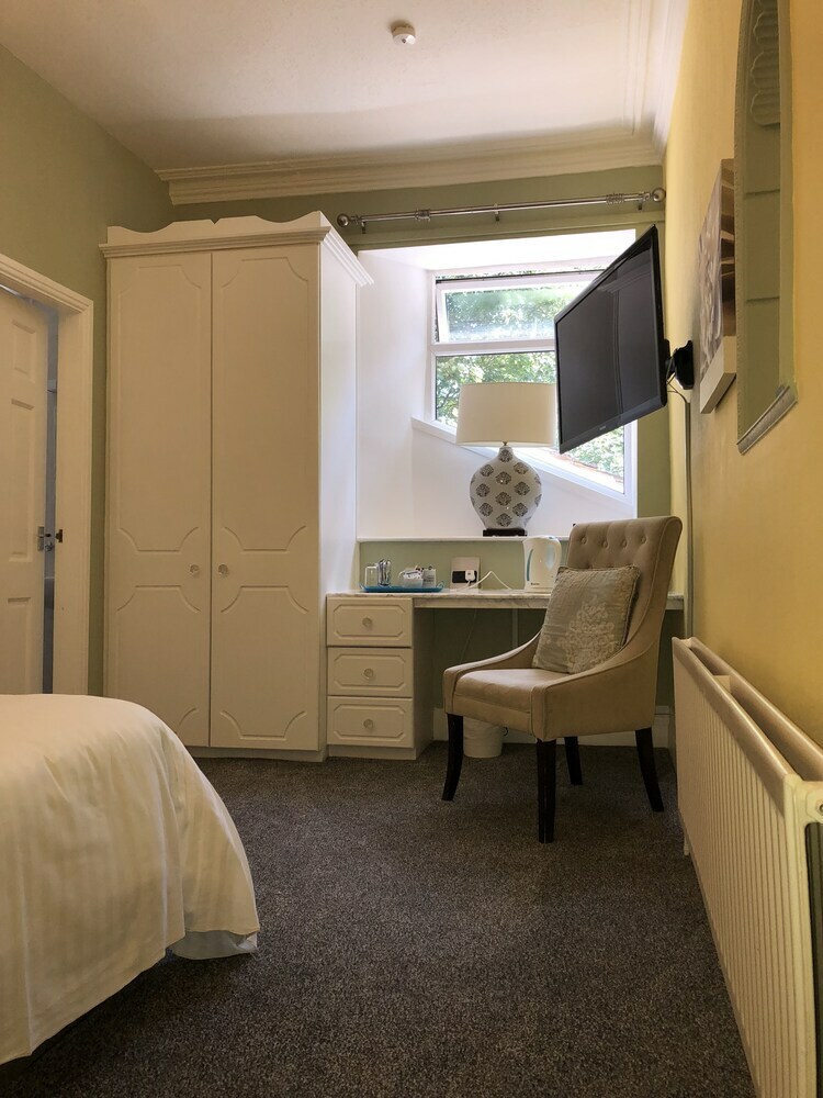 Hostal Peasehill House