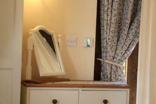 The Nest Seaside Eco Holiday Cottage