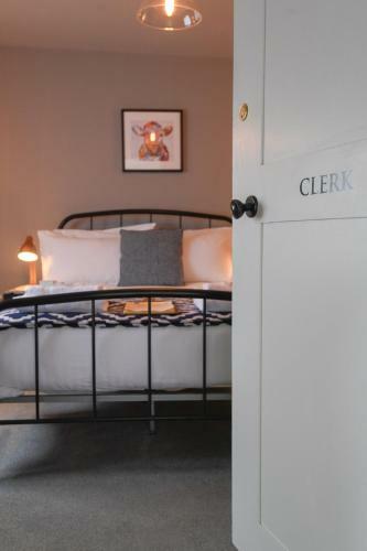 Hostal The Wife Of Bath Restaurant With Rooms