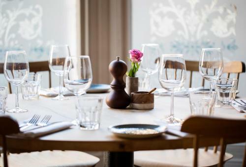 Hostal The Wife Of Bath Restaurant With Rooms