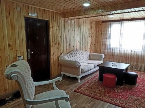 Luka House