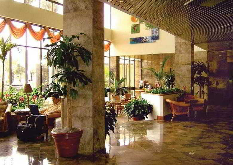 Hotel Howard Johnson Plaza Miami Airport