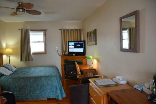 Motel Dewar's Inn On The River