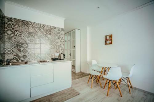 New Gudauri, Apartment Loft 2, Red-co