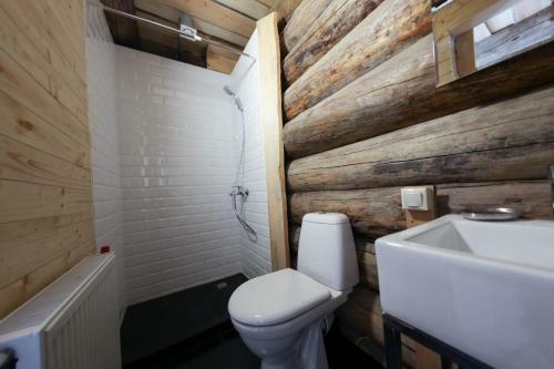 Mountain Cricket Chalets And Apartments Gudauri