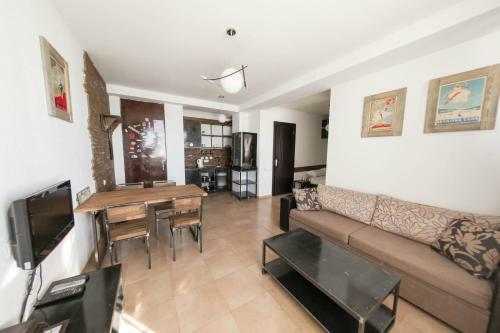 Mountain Cricket Chalets And Apartments Gudauri