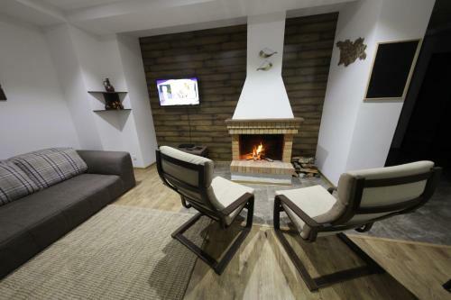 Mountain Cricket Chalets And Apartments Gudauri
