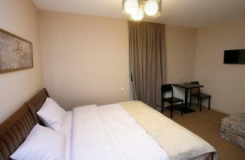 Abu Hotel
