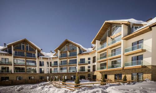 Sweet Home Apartments