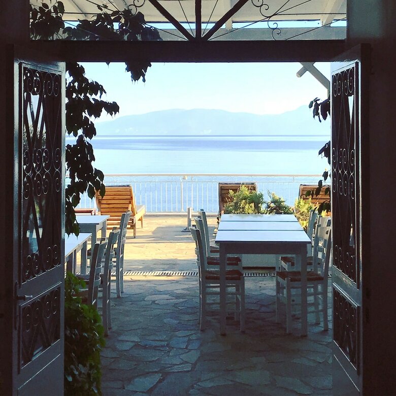 Hostal Paradisos