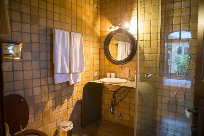 Oikoperiigitis Hotel