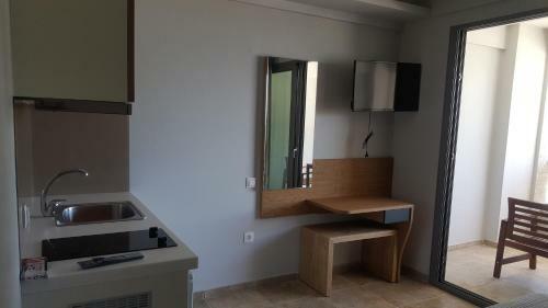 Sunshine Pool Apartment