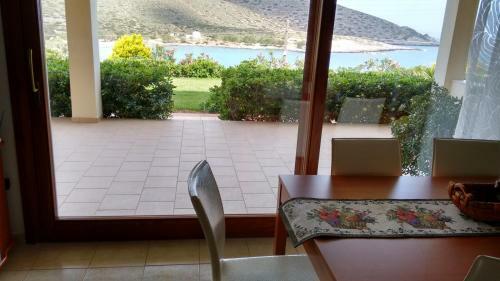Apartamento Tholos Bay Suites