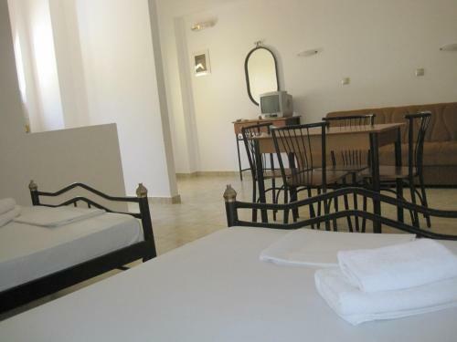 Sfinias Apartments
