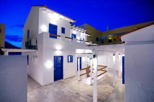 Hostal La Playa Boutique Apartments
