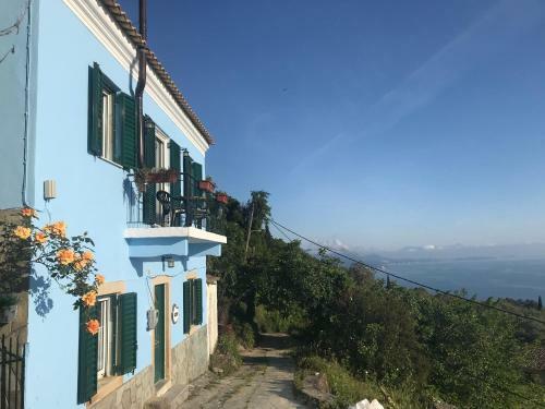 Theea Cottage