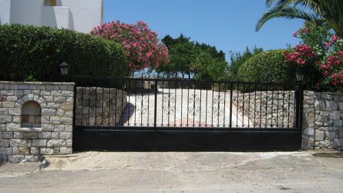 Apartamentos Cerigo House