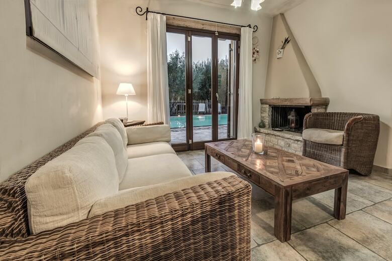 Mastrogiannis Villa Dafne