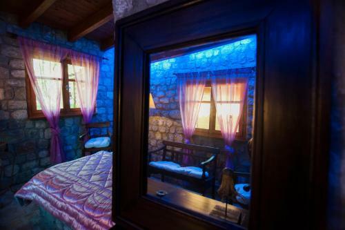 Hostal Nicolas Village Club