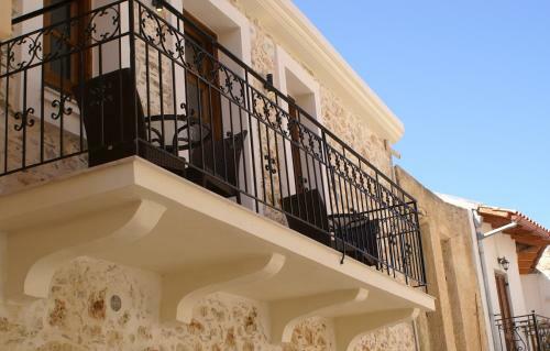 Villa Kamares Boutique Spa Apartments