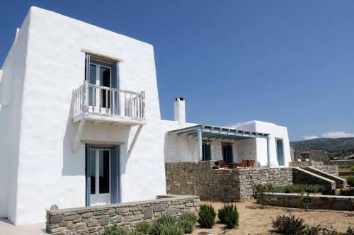 Paros Villa Sleeps 17 Pool Air Con