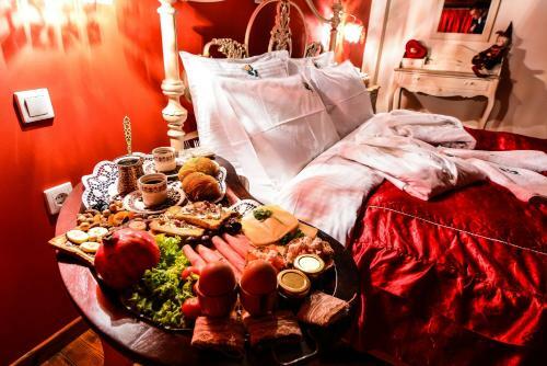 Hostal Camelia Suites