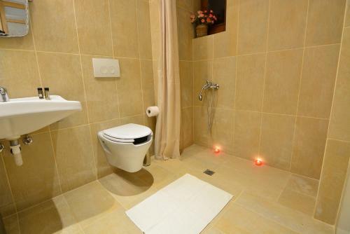 Hostal Aipytos Guesthouse