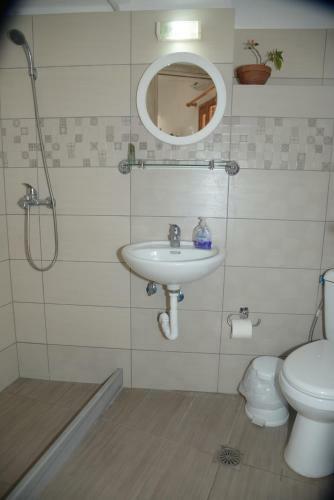 Betsanis Stafylos Apartments