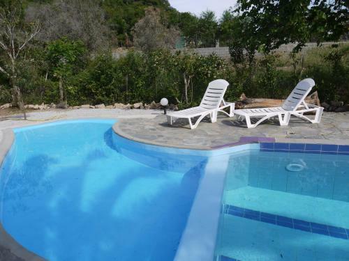 Hostal Crystal Apartments