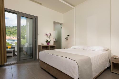 Princess Golden Beach Hotel